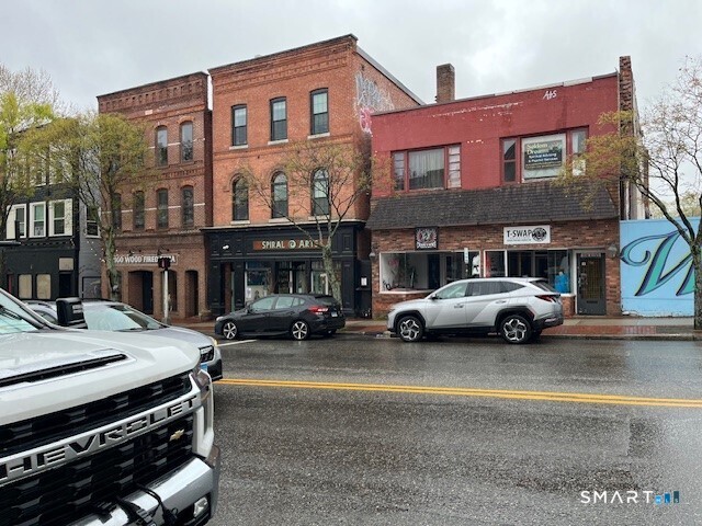 760 Main Street
