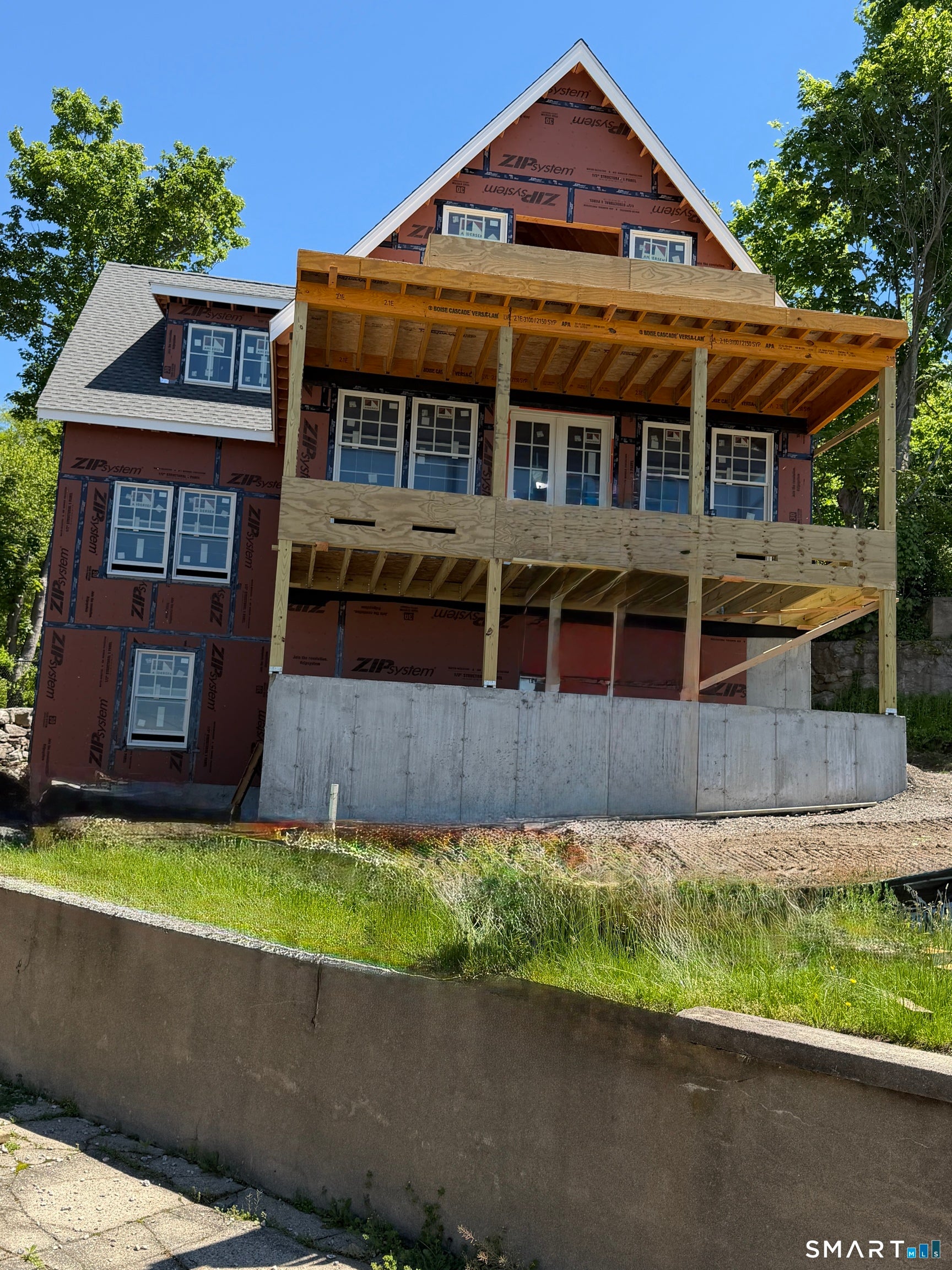 31 Circle Avenue