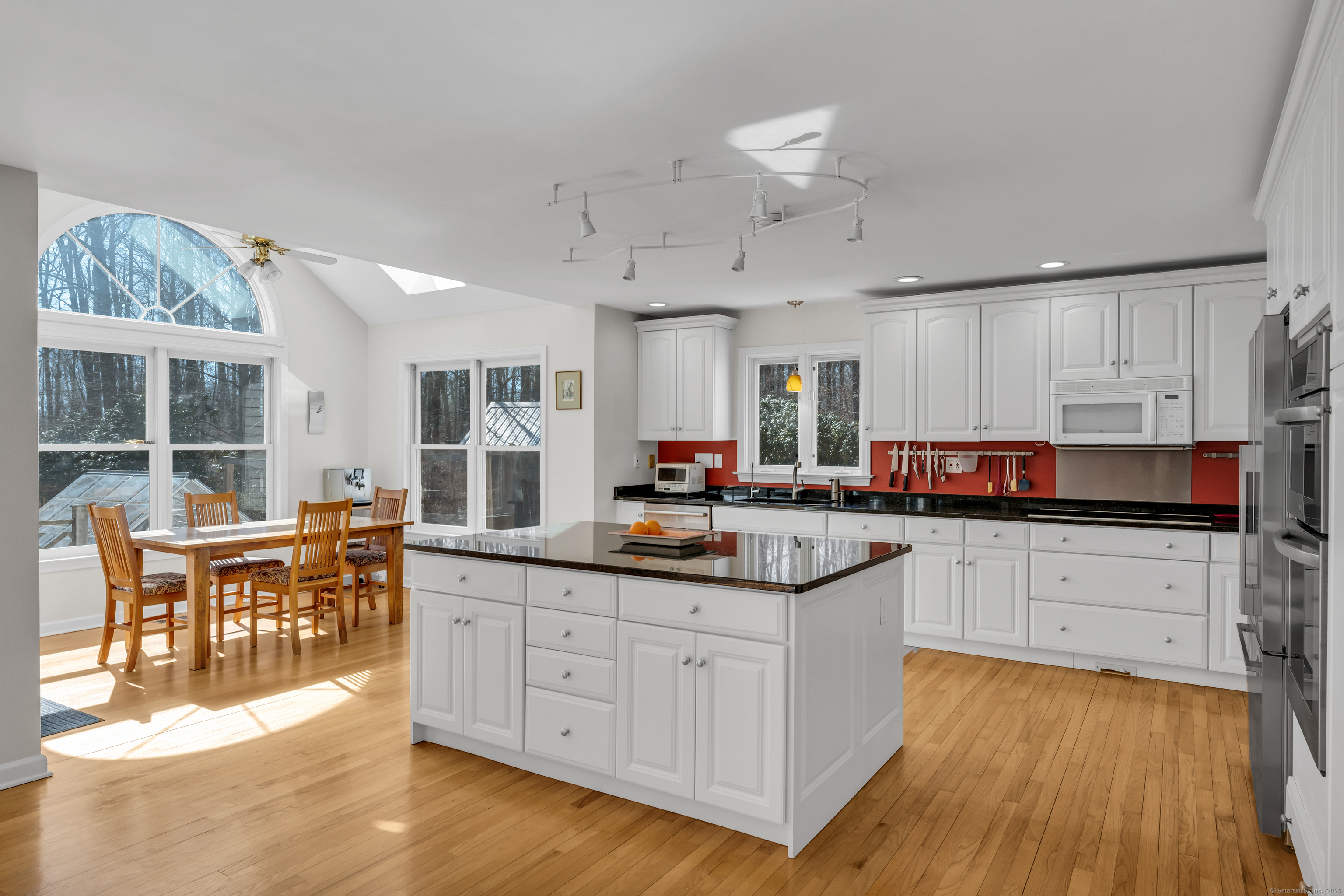 20 Northwood Road, Madison, Connecticut image 8