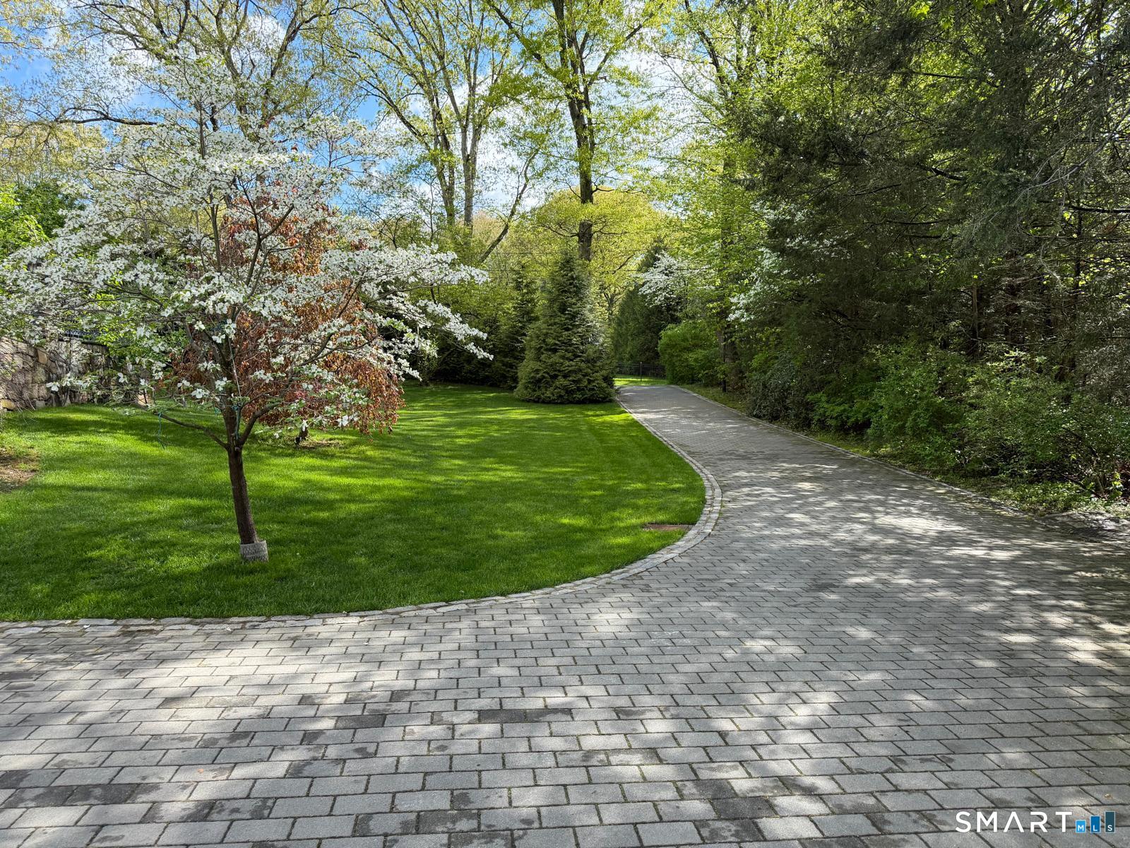 166 Blackwood Lane