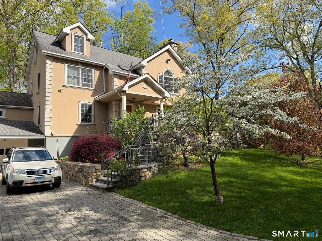 Photo of 166 Blackwood Lane, Stamford, CT 06903 (MLS # 24189535)
