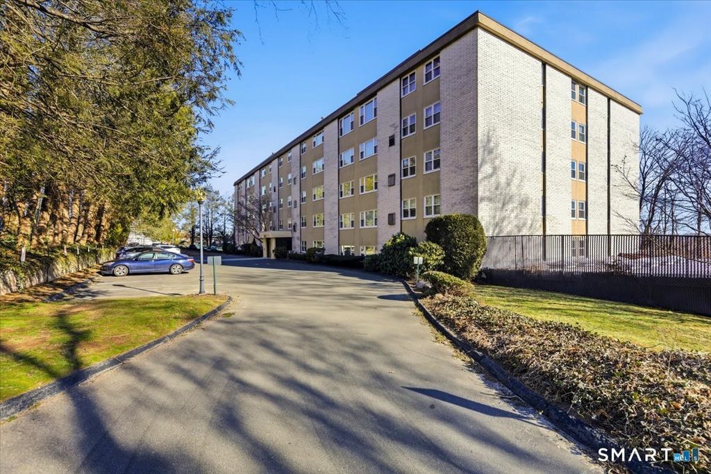 Photo of 707 Mix Avenue #38, Hamden, CT 06514 (MLS # 24149617)