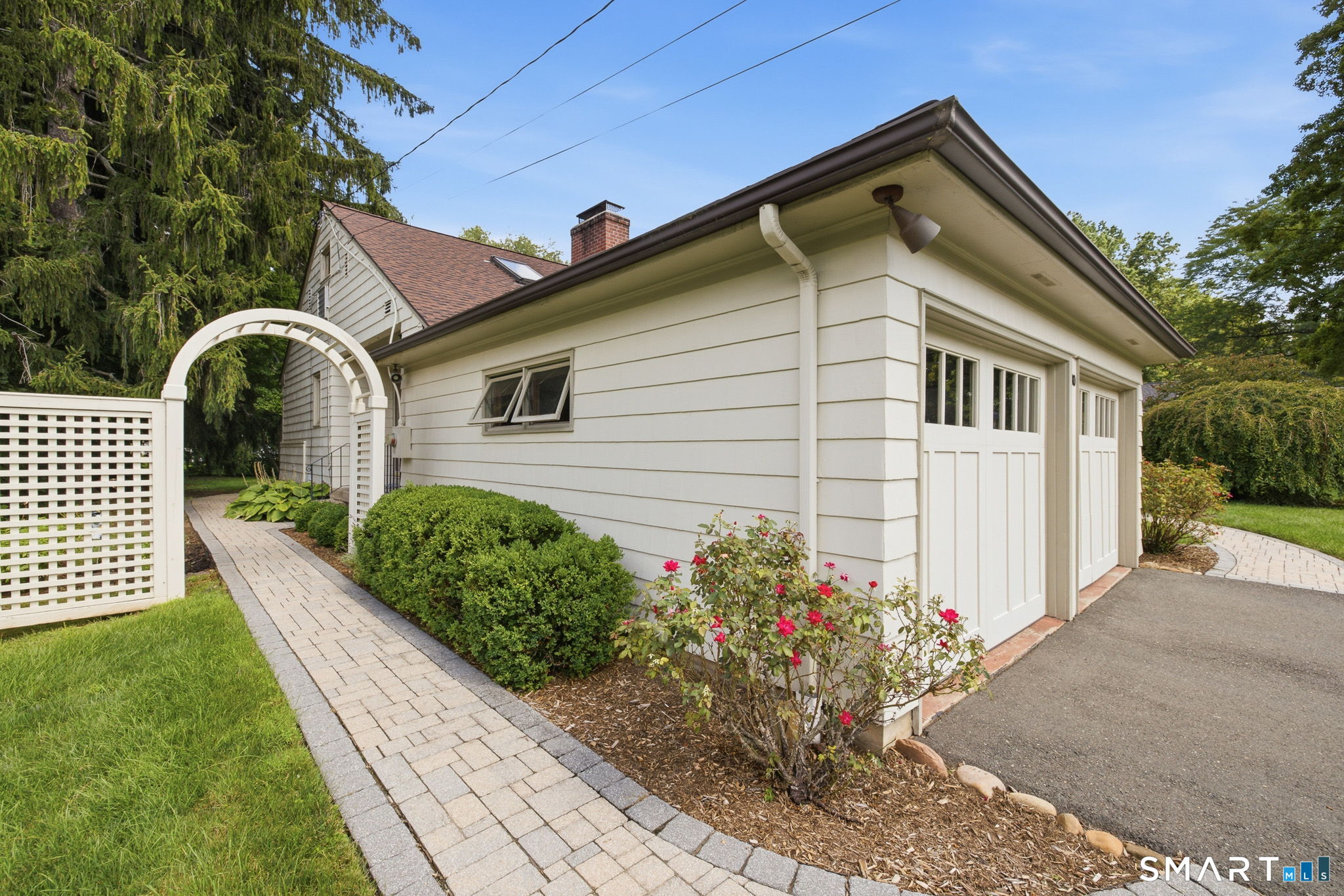 30 West Ridge Drive
