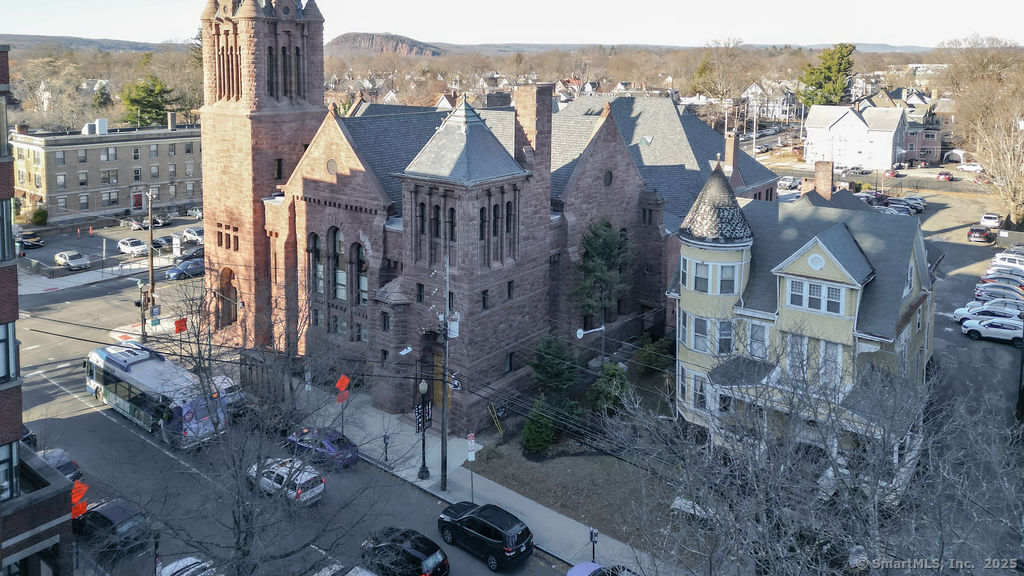 Chapel Street, New Haven, Connecticut - 4 Bathrooms - 