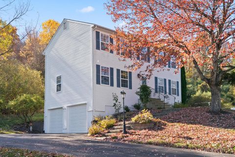 Photo of 15 Spring Hill Lane, Bloomfield, CT 06002 (MLS # 24135910)