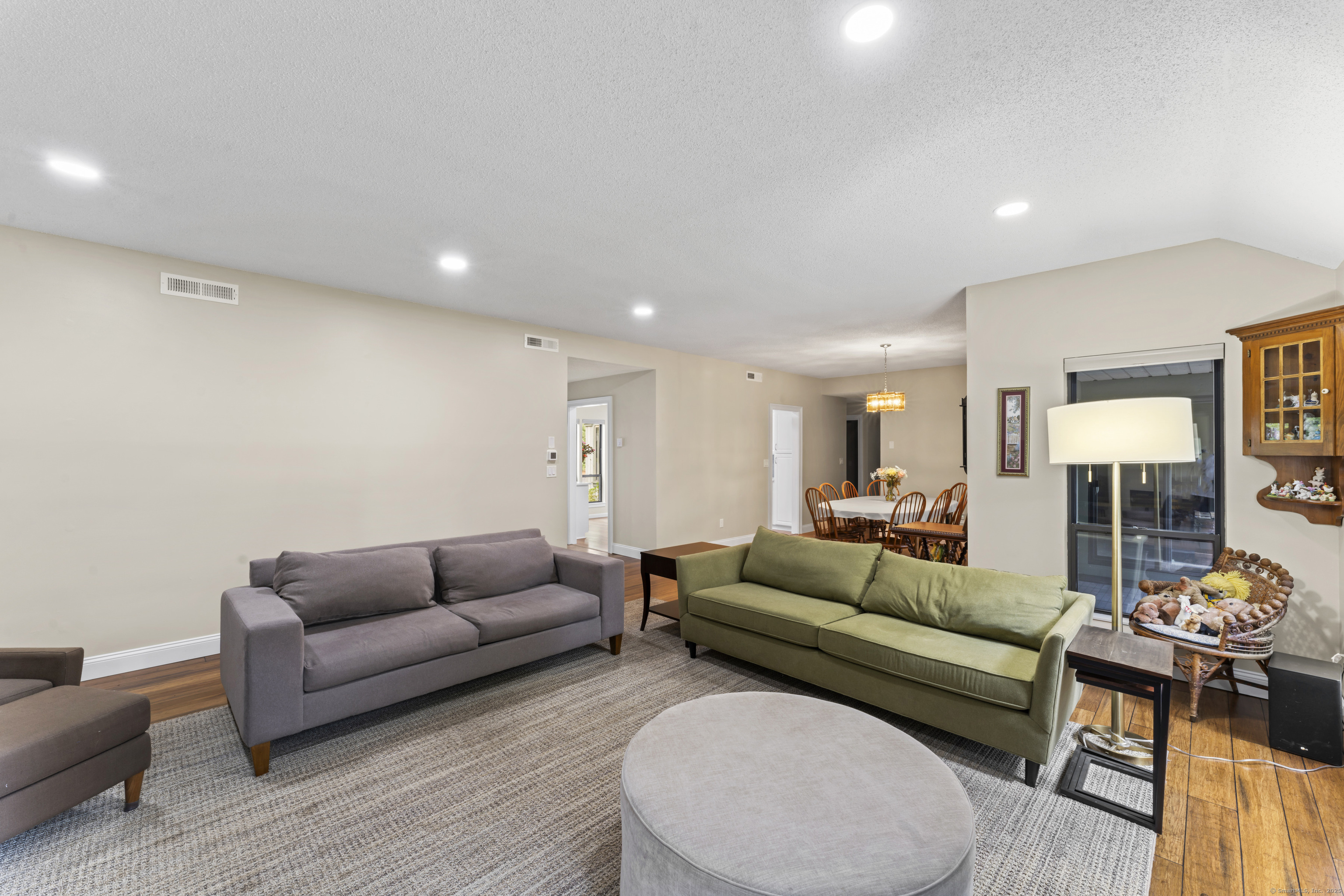 12 Heritage Crest A