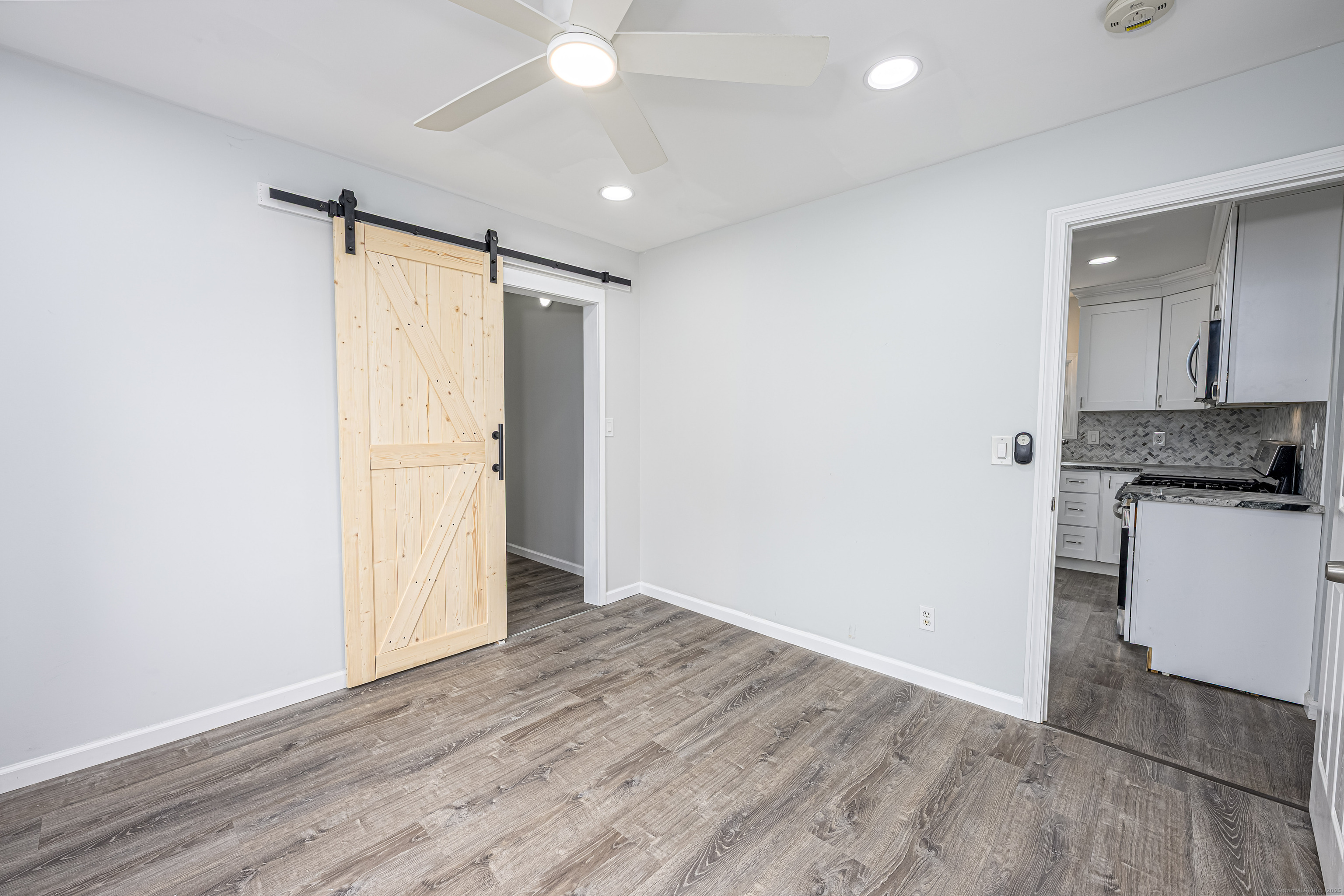 45 South Street, East Haven, Connecticut image 19