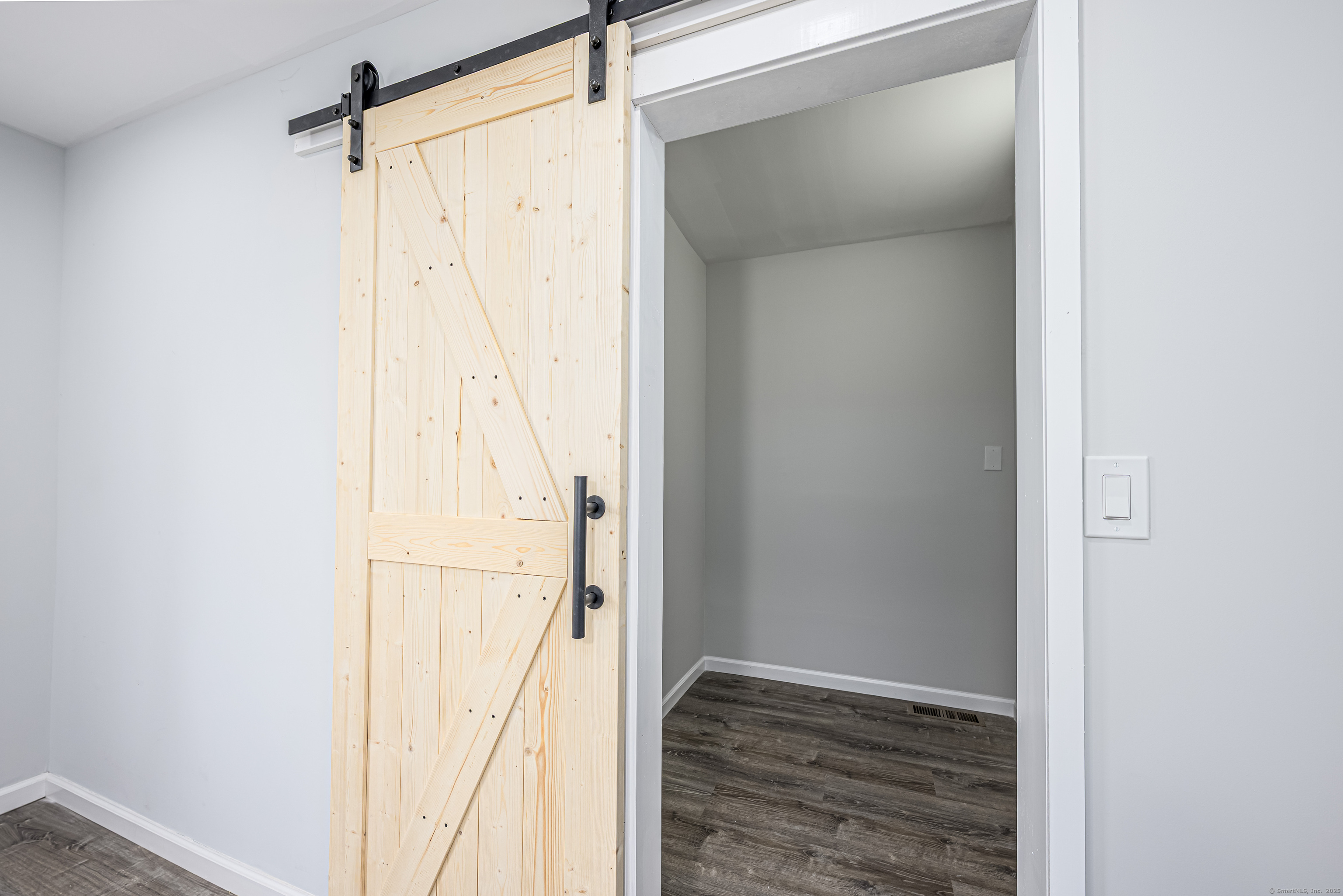 45 South Street, East Haven, Connecticut image 21