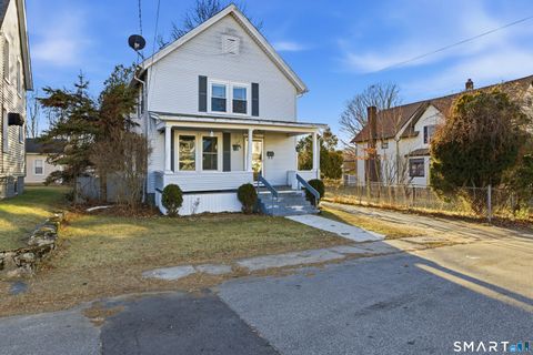 Photo of 10 Russell Road, Norwich, CT 06360 (MLS # 24144734)