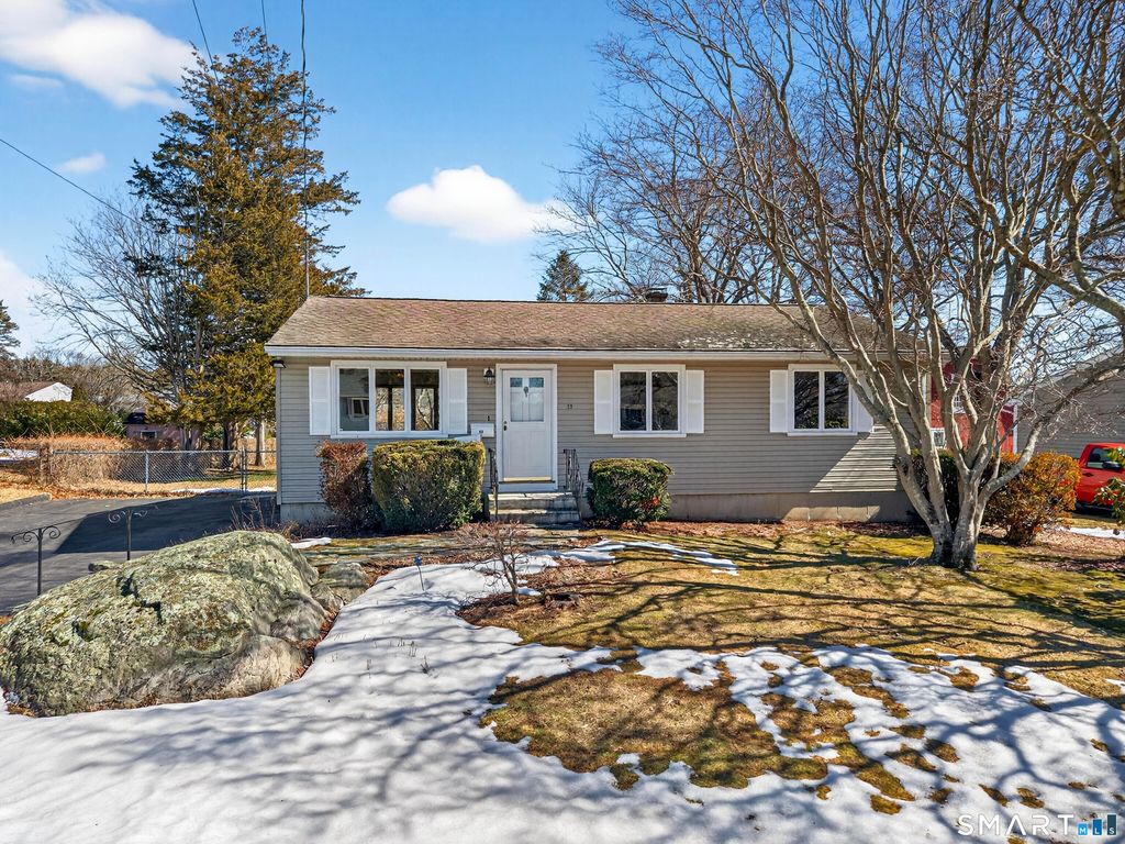 Photo of 33 Cindy Lane, Groton, CT 06355 (MLS # 24155243)