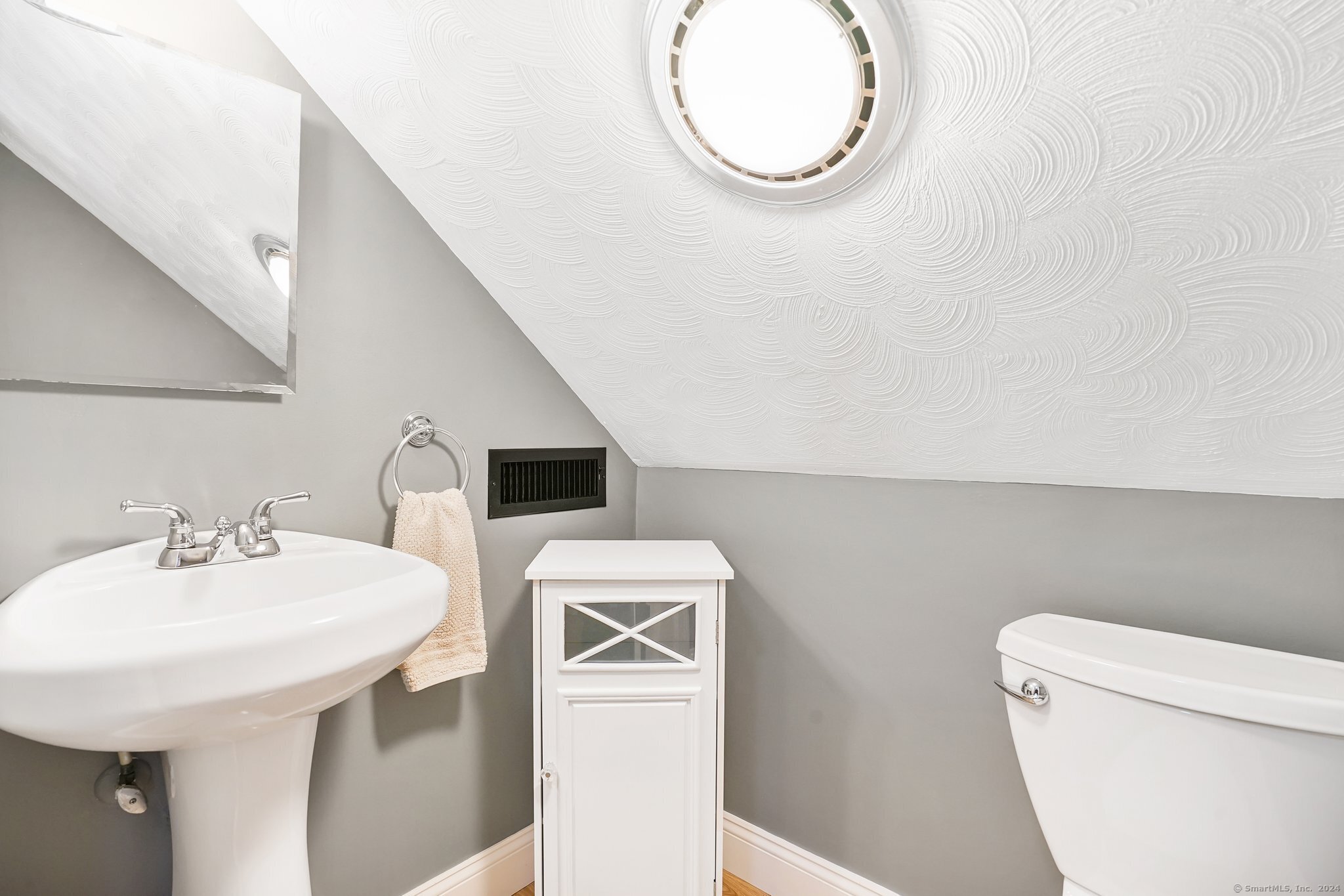 25 Circle Drive, Enfield, Connecticut image 21