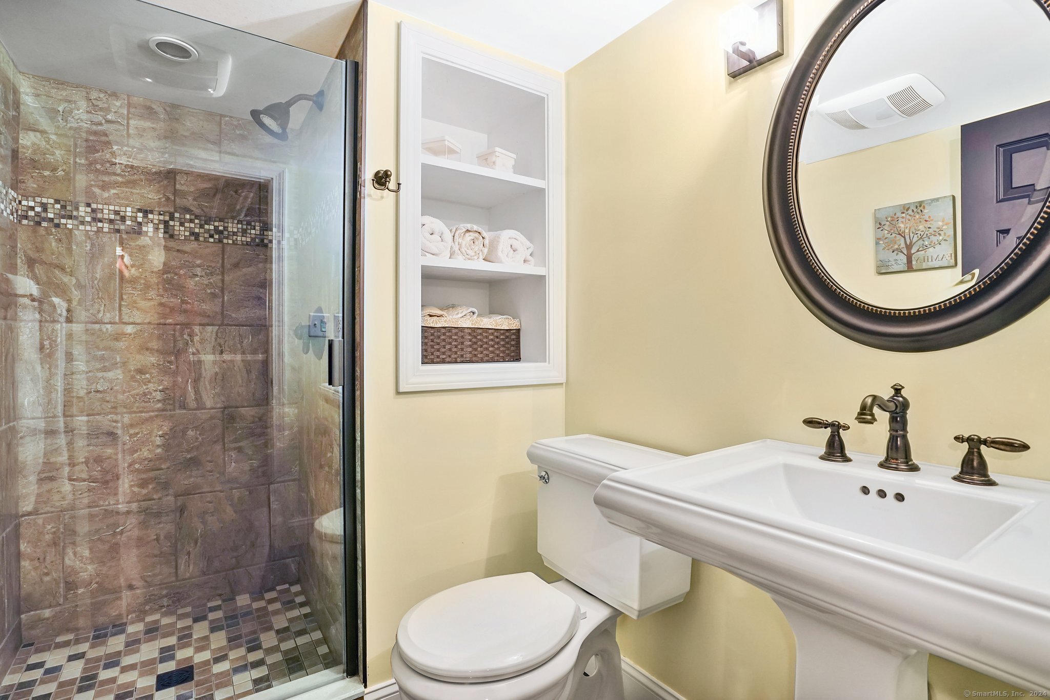 25 Circle Drive, Enfield, Connecticut image 28