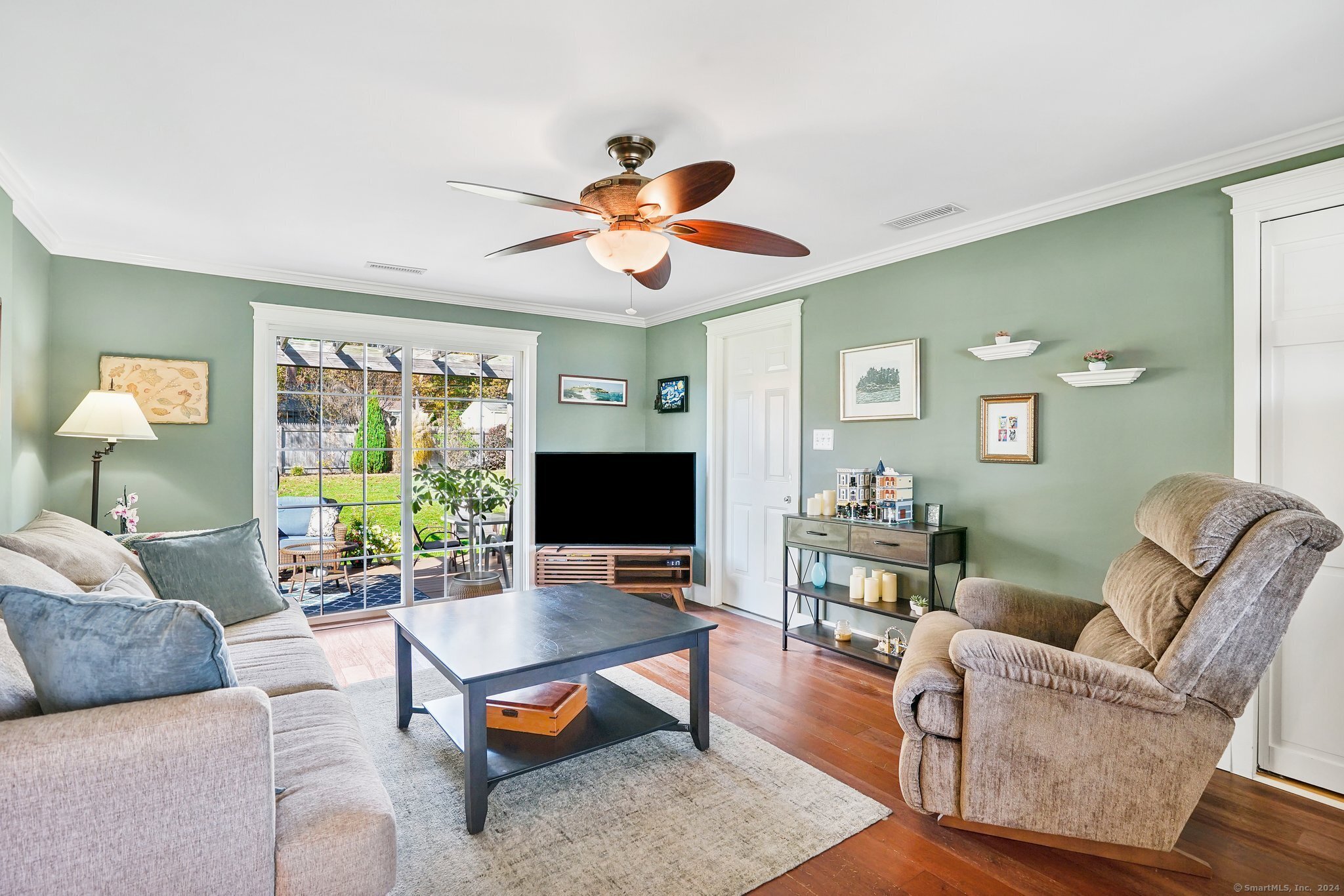25 Circle Drive, Enfield, Connecticut image 4