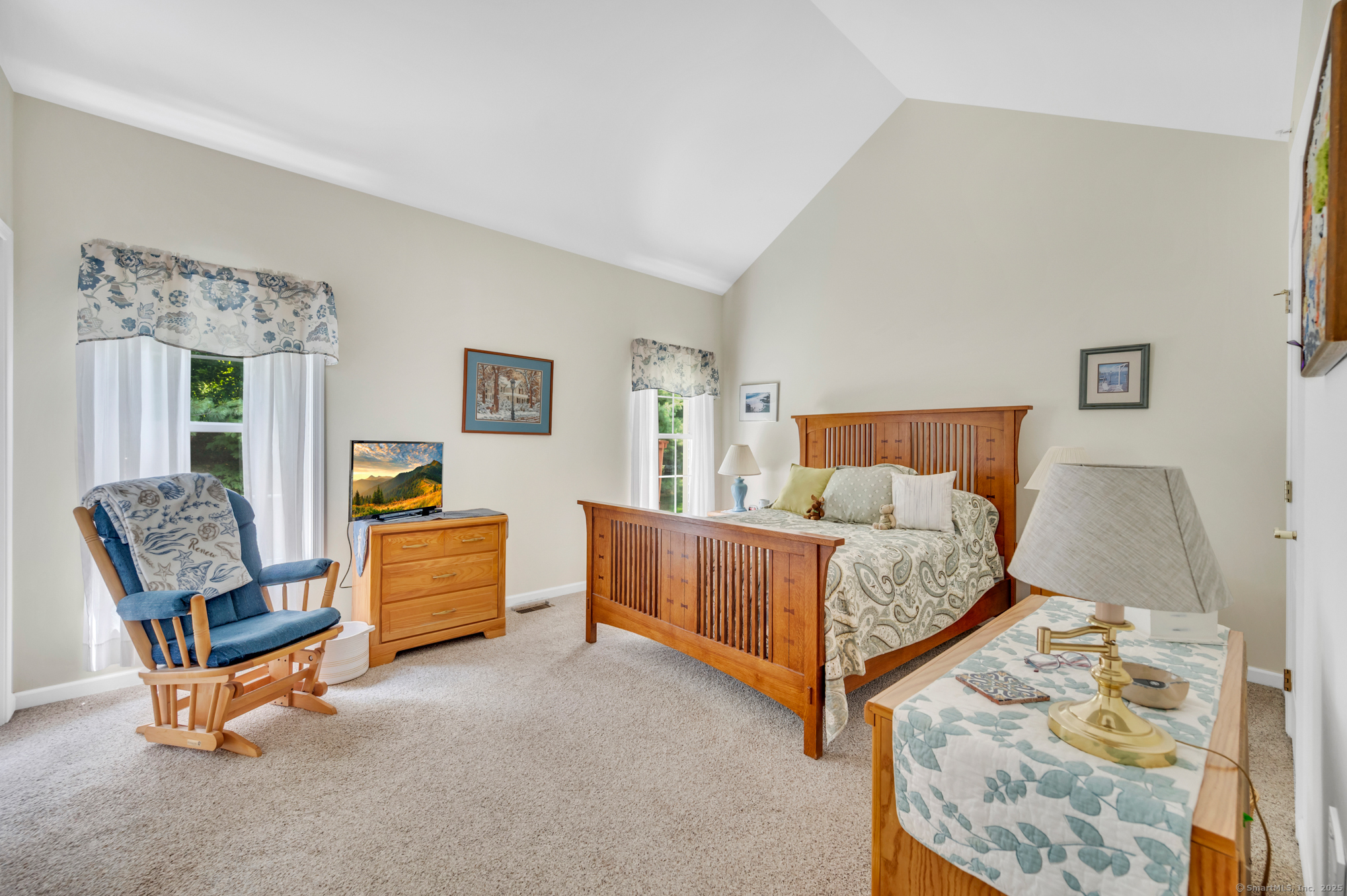 North Haven, Connecticut 06473, United States, 3 Bedrooms Bedrooms, ,3 BathroomsBathrooms,Residential,Active,178441