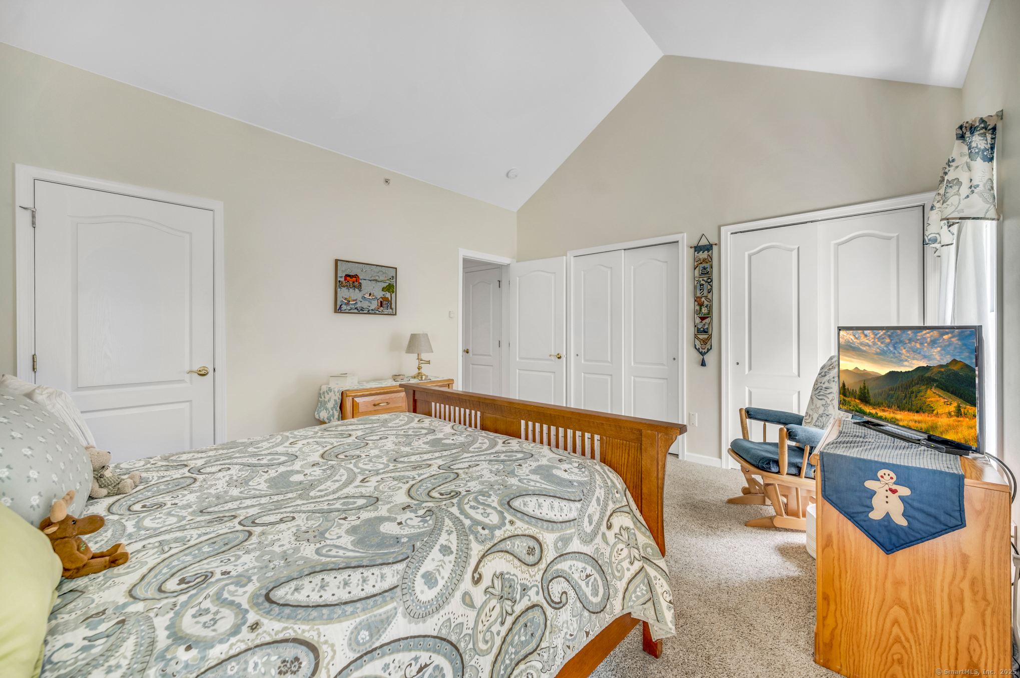 North Haven, Connecticut 06473, United States, 3 Bedrooms Bedrooms, ,3 BathroomsBathrooms,Residential,Active,178441