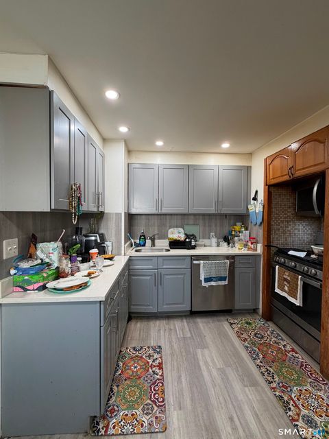 Tiny photo for 25 Palmer Avenue, Hamden, CT 06514 (MLS # 24190041)