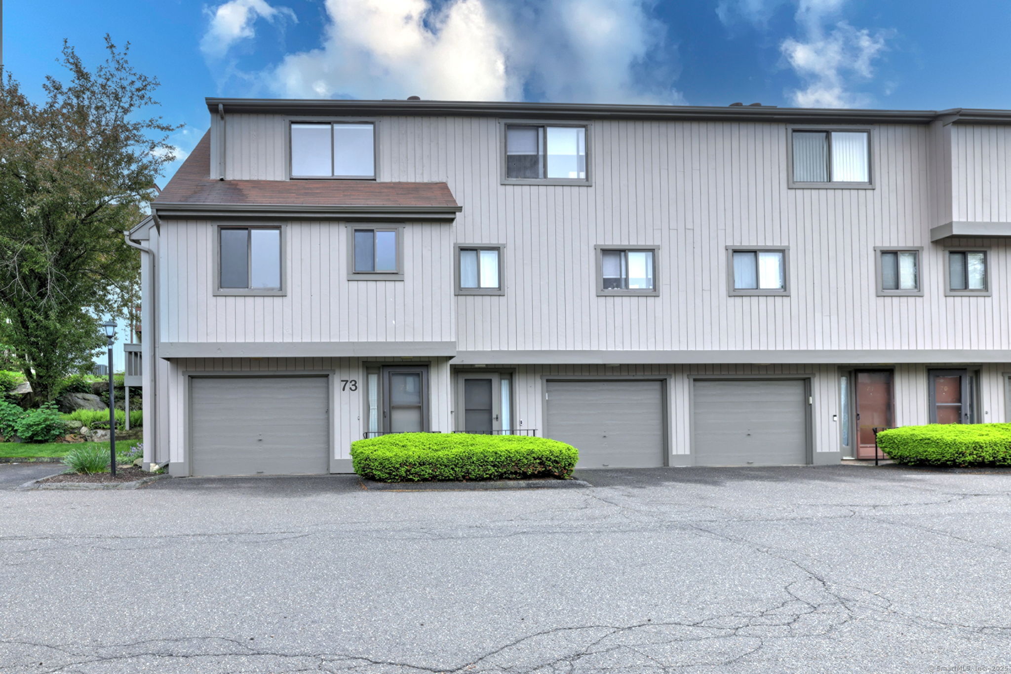 73 Dorchester Court #73, Beacon Falls, Connecticut image 3