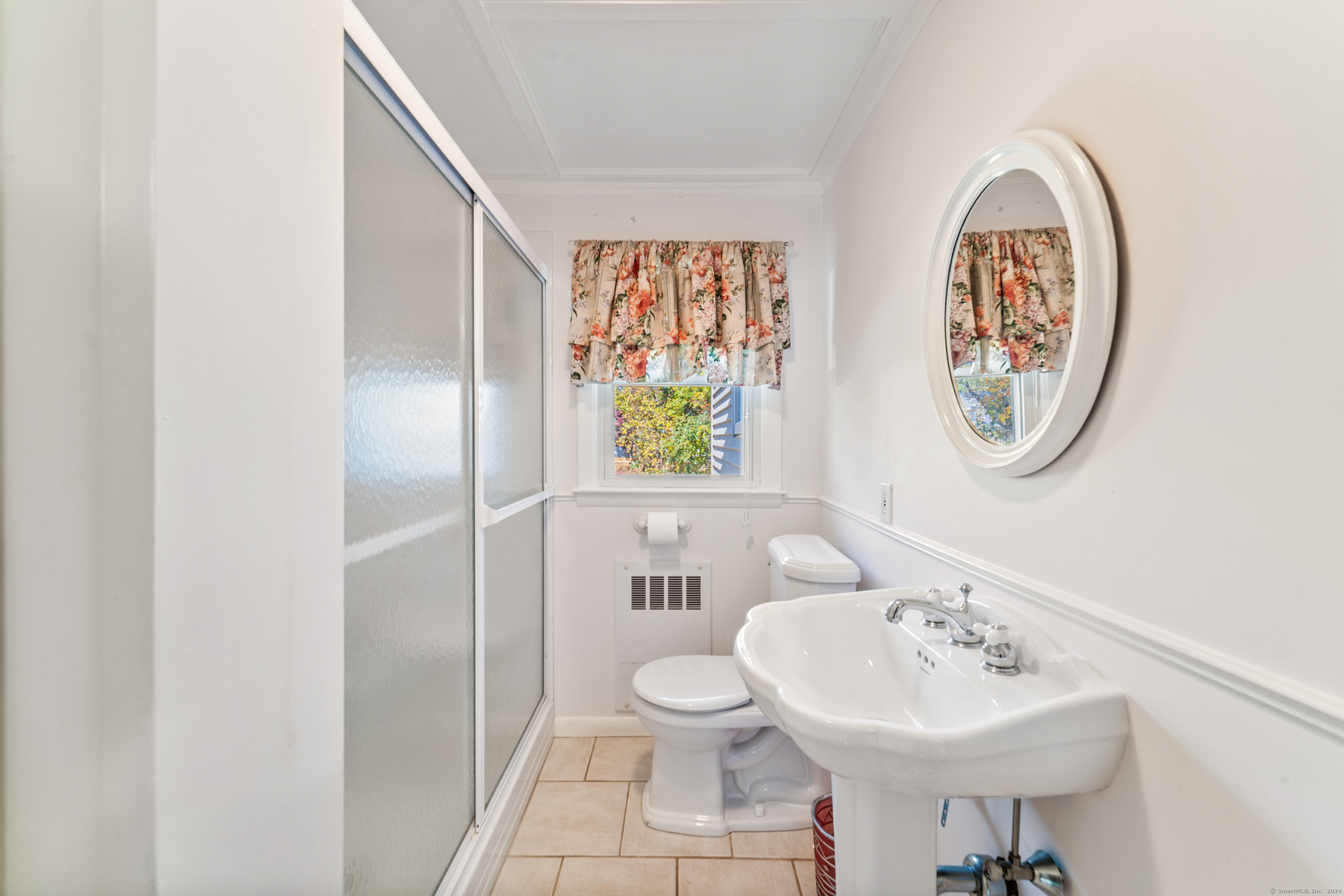 74 E Ridge Drive, Middlebury, Connecticut image 17