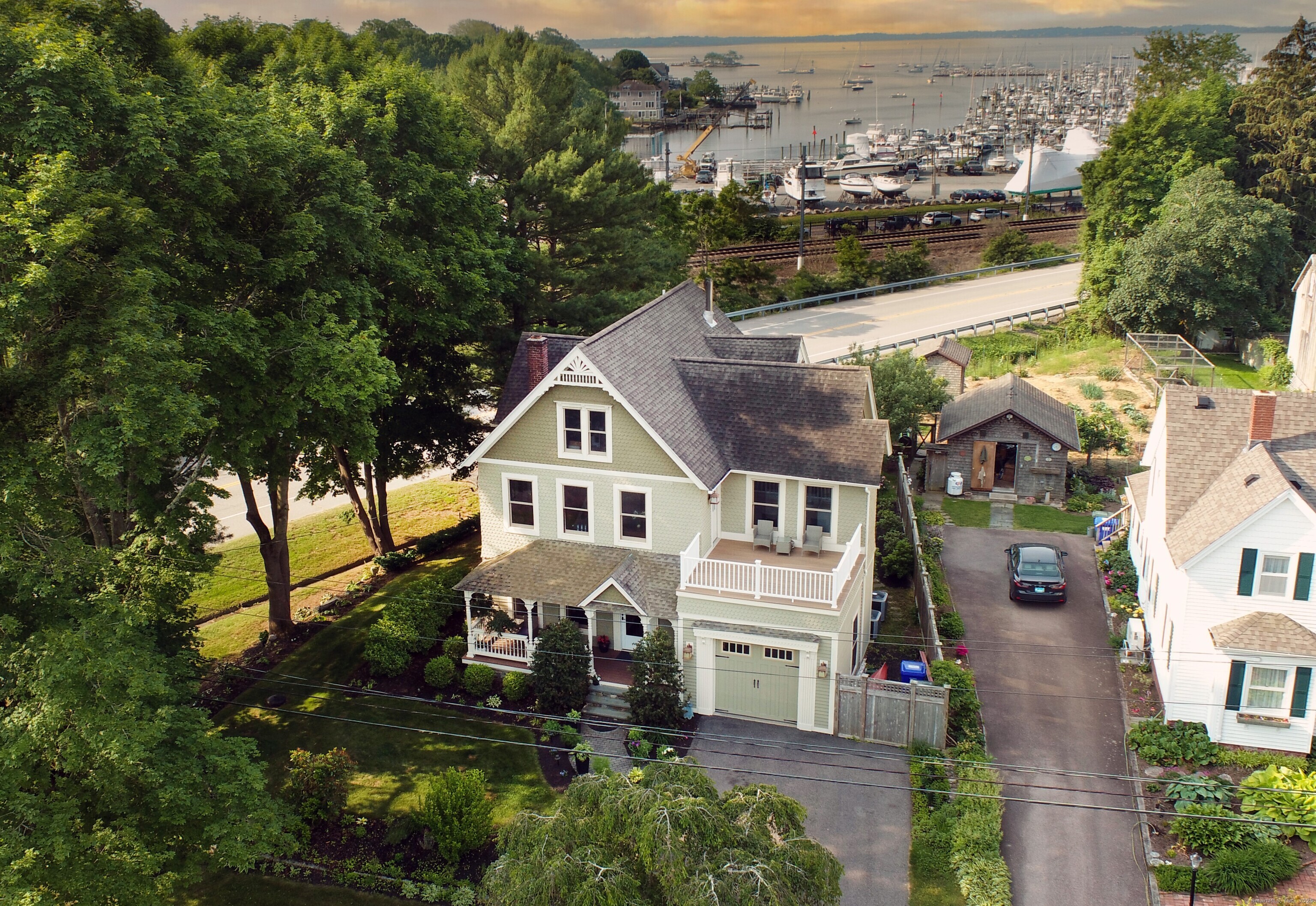 19 Prospect Hill Road