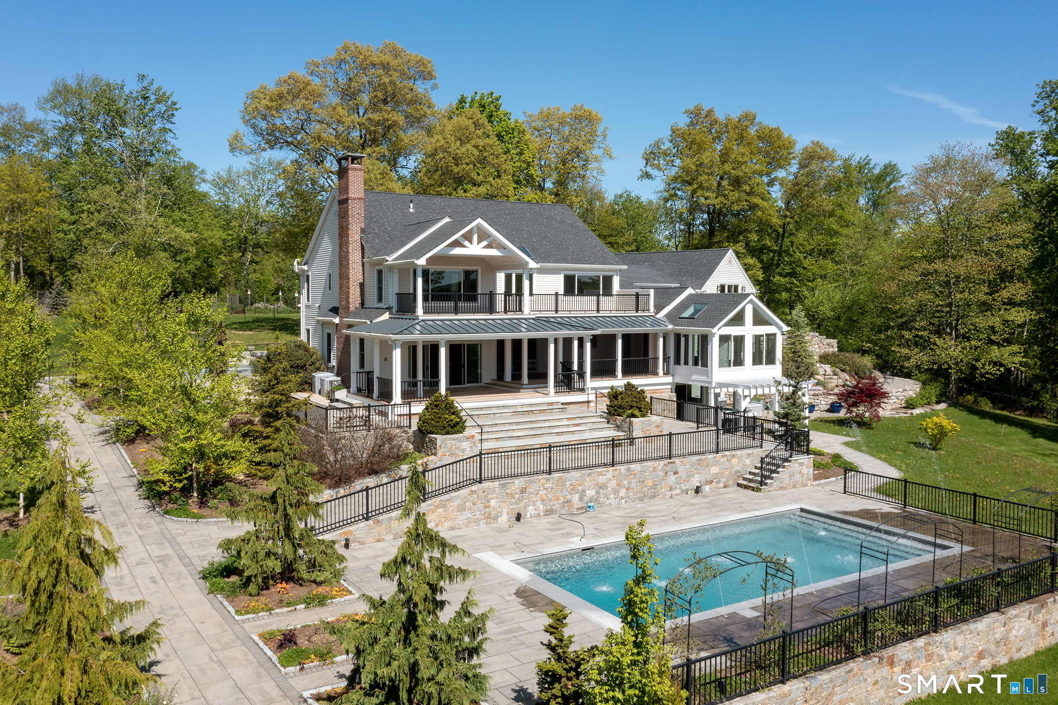 4 Sunrise Lane