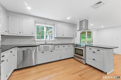 Tiny photo for 26 Sunset Hill Road, Simsbury, CT 06070 (MLS # 24208054)