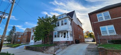 Tiny photo for 120 Elm Street #3rd fl., West Haven, CT 06516 (MLS # 24137511)