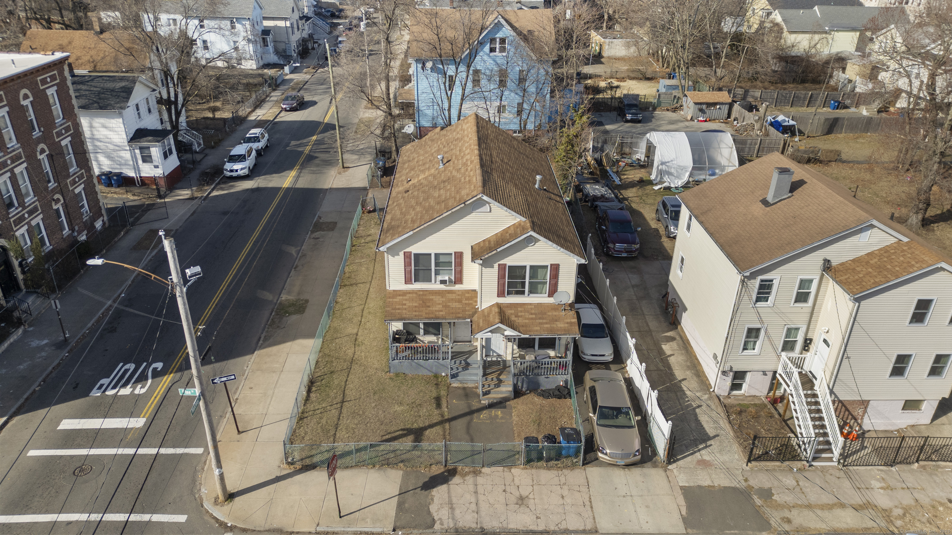 213 Pine Street