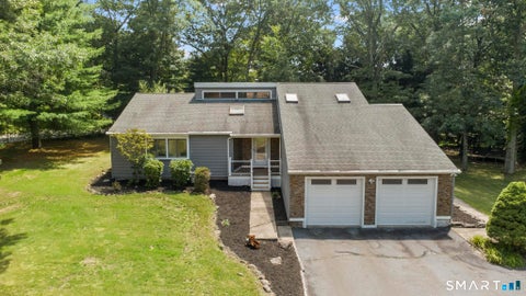 Photo of 184 Bear Path Road, Hamden, CT 06514 (MLS # 24196344)