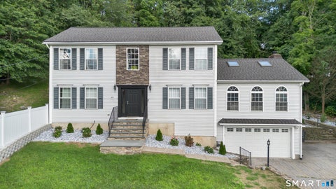 Photo of 205 Country Club Road, Waterbury, CT 06708 (MLS # 24200496)