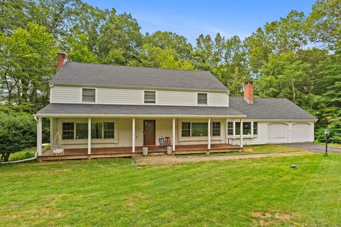 12 Eastview Drive Simsbury CT 06070
