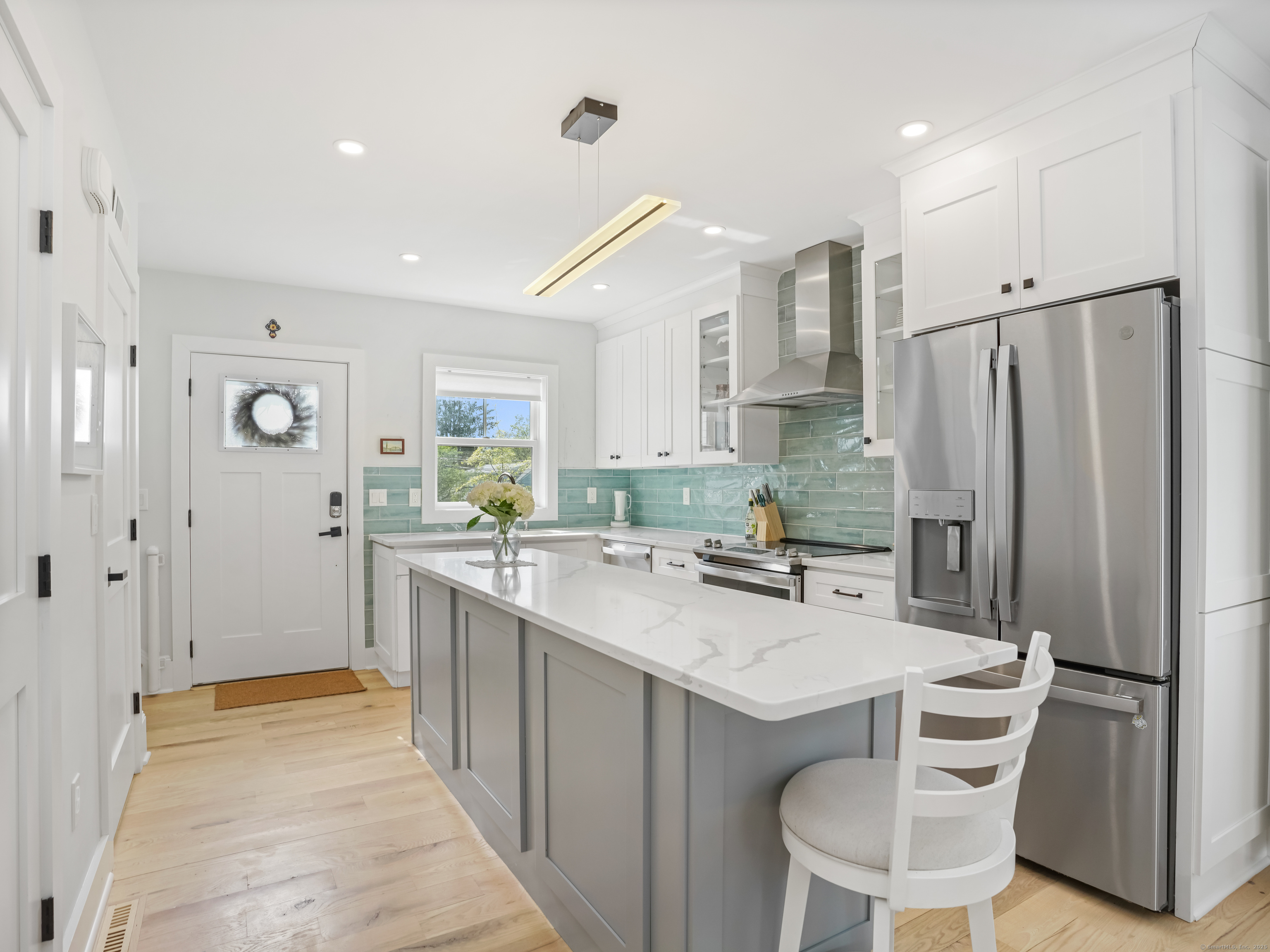 Norwalk, Connecticut 06855, United States, 3 Bedrooms Bedrooms, ,4 BathroomsBathrooms,Residential,Active,155326