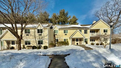 Photo of 2955 Madison Avenue #APT 4, Bridgeport, CT 06606 (MLS # 24153139)