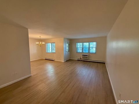 Tiny photo for 2955 Madison Avenue #APT 4, Bridgeport, CT 06606 (MLS # 24153139)