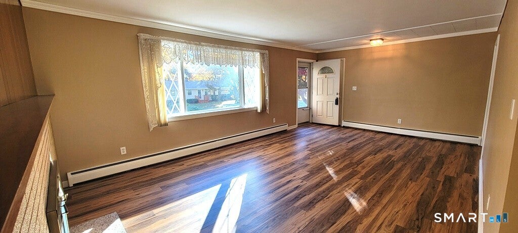 10 Sheraton Drive