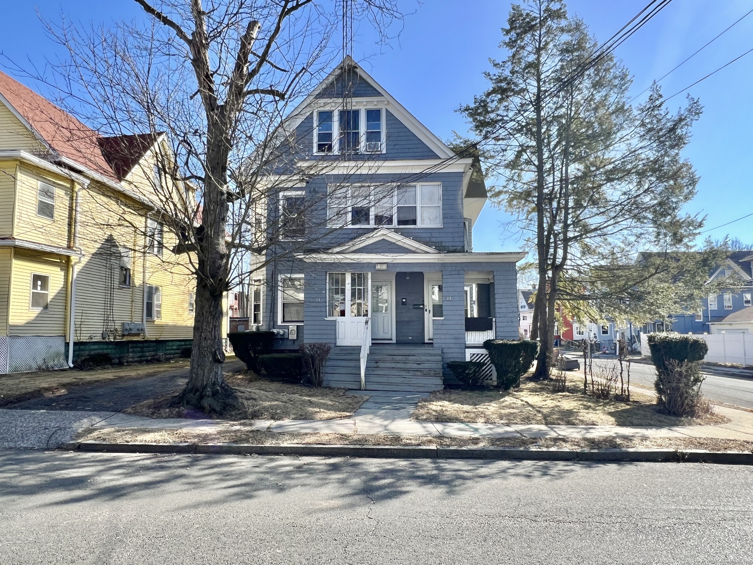 Property for Sale at Norfolk Street, Hartford, Connecticut - Bedrooms: 8 
Bathrooms: 3 
Rooms: 13  - $345,000