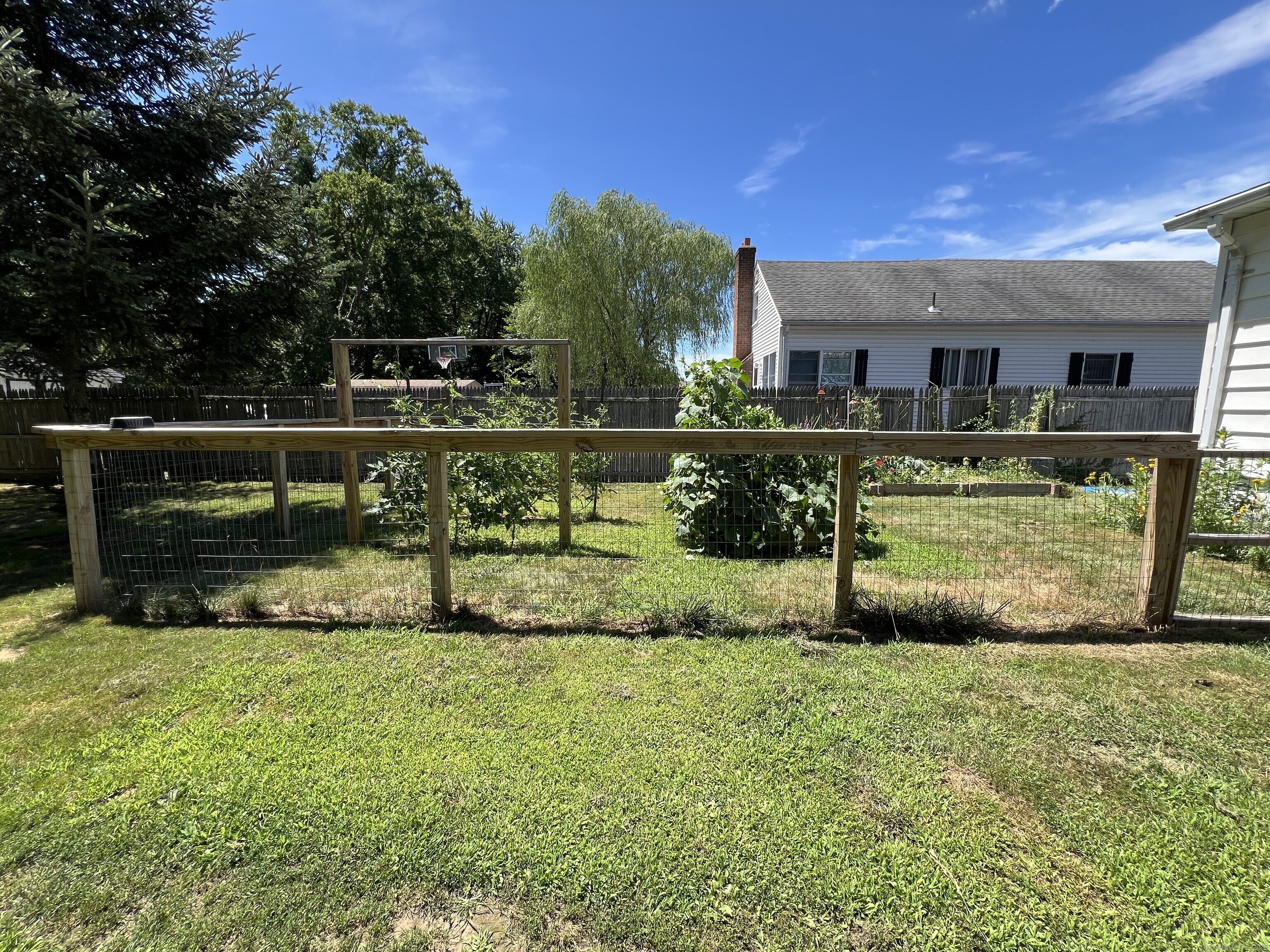 32 Brainard Road