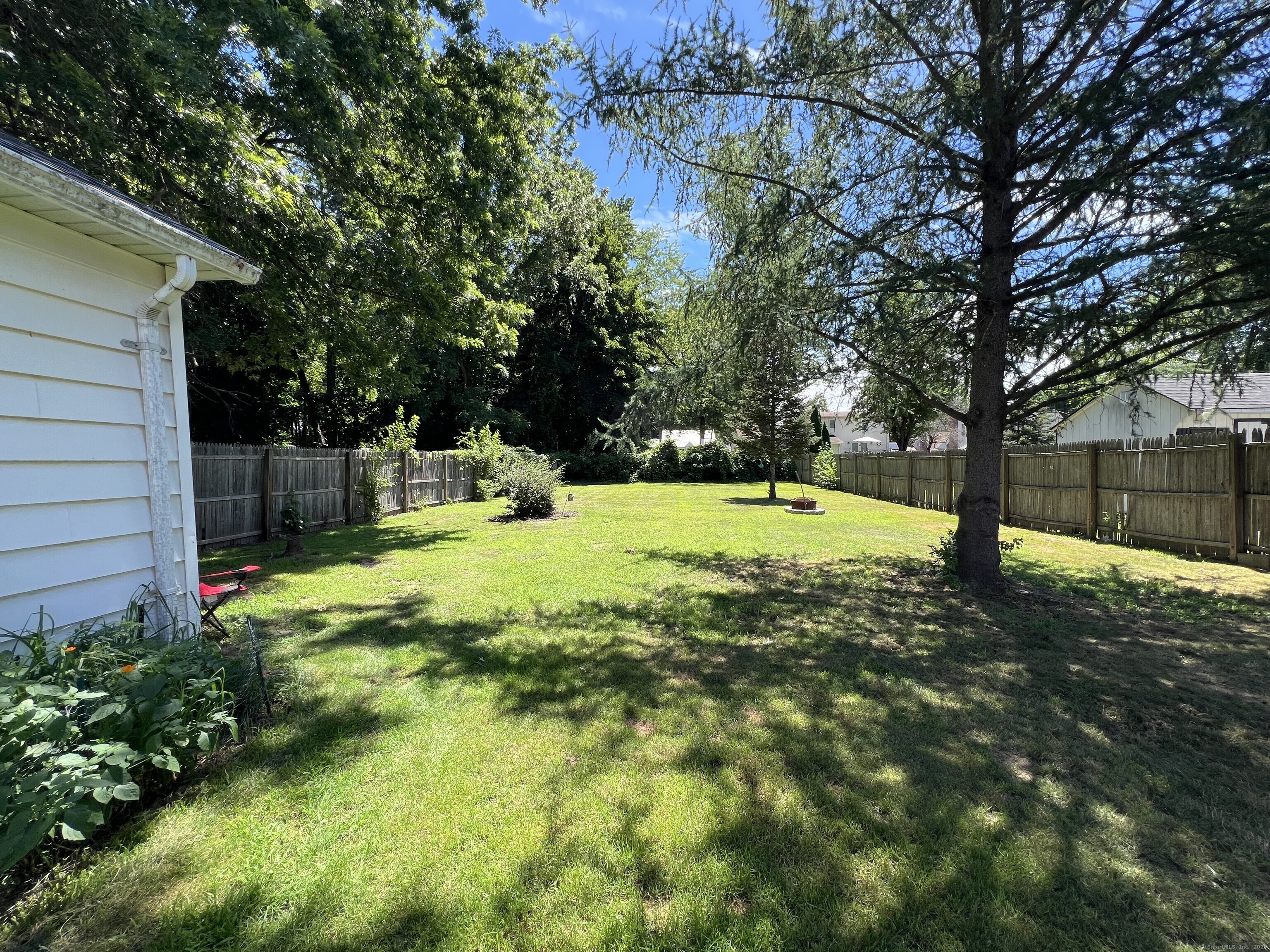 32 Brainard Road