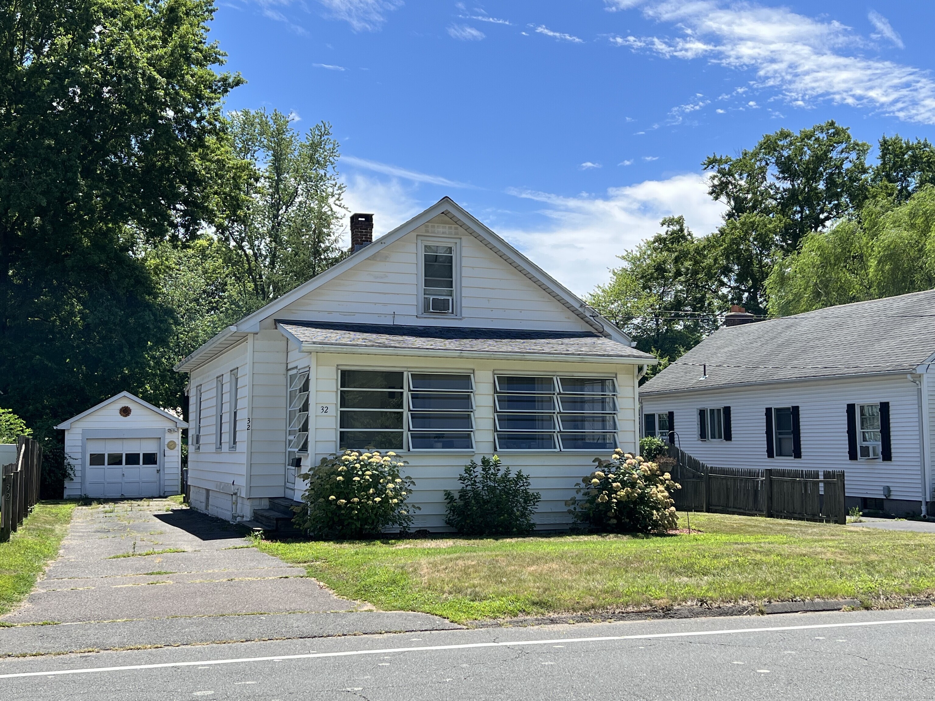 32 Brainard Road