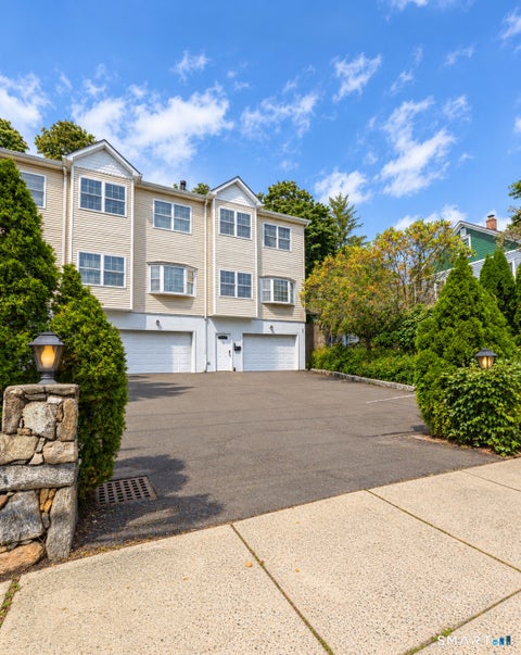 Photo of 806 Hope Street #1, Stamford, CT 06907 (MLS # 24205114)