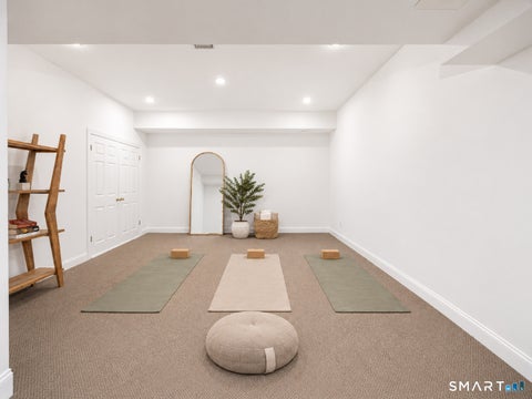 Tiny photo for 806 Hope Street #1, Stamford, CT 06907 (MLS # 24205114)