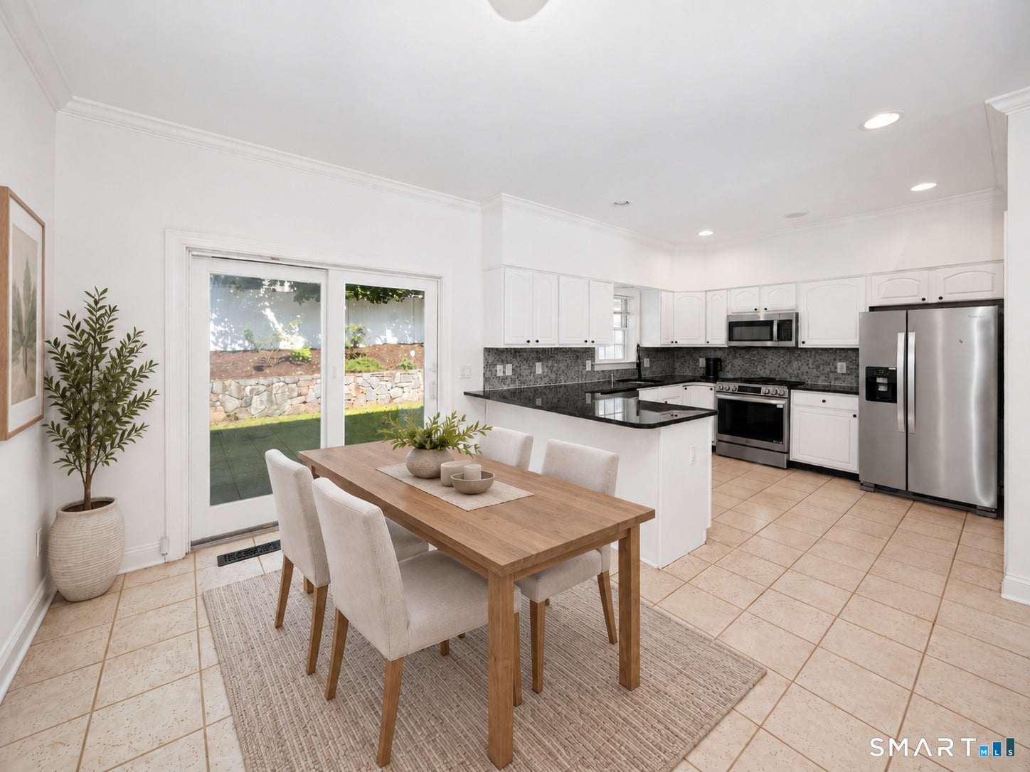 806 Hope Street 1