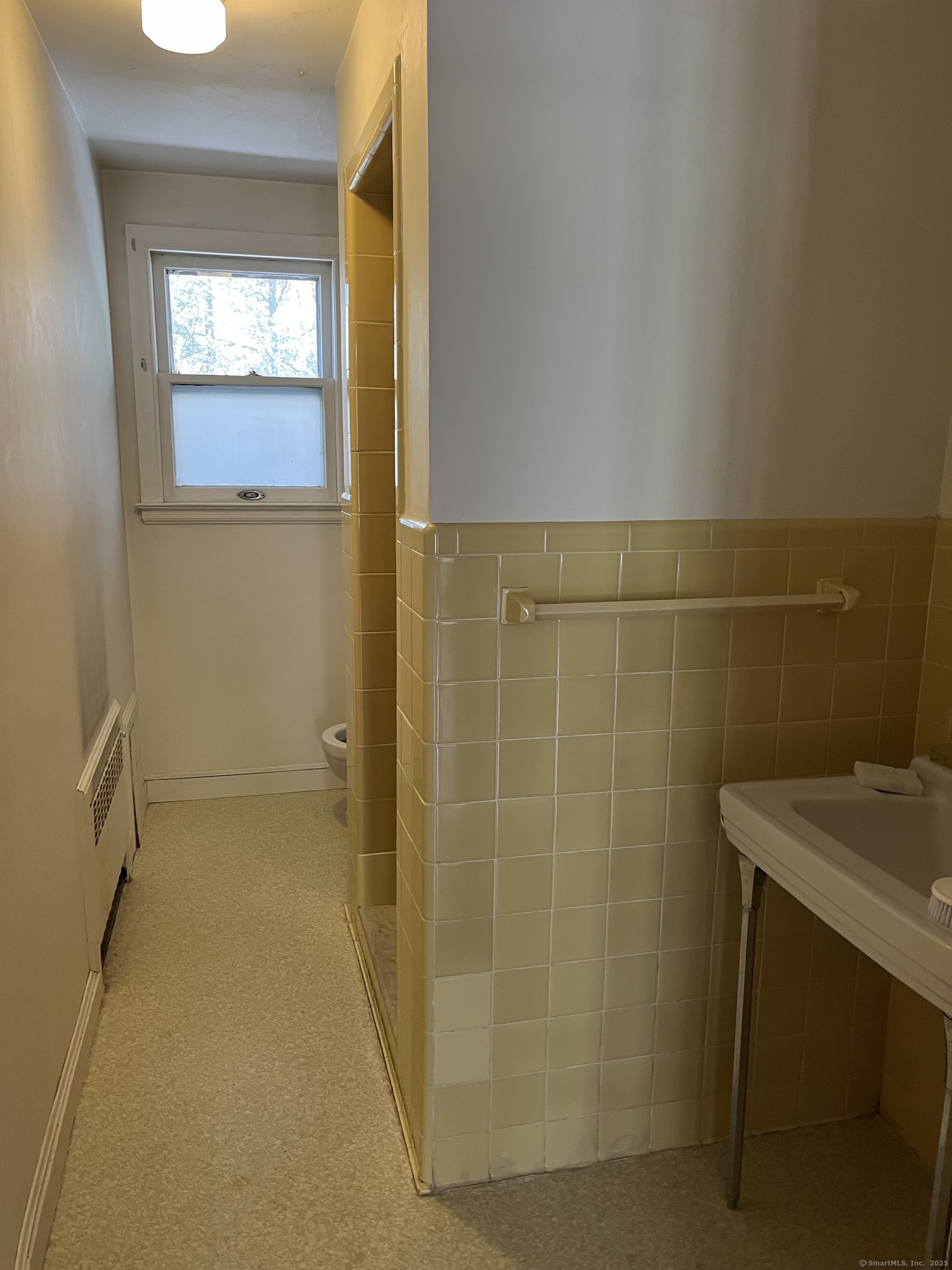 225 Vine Street, New Britain, Connecticut image 9
