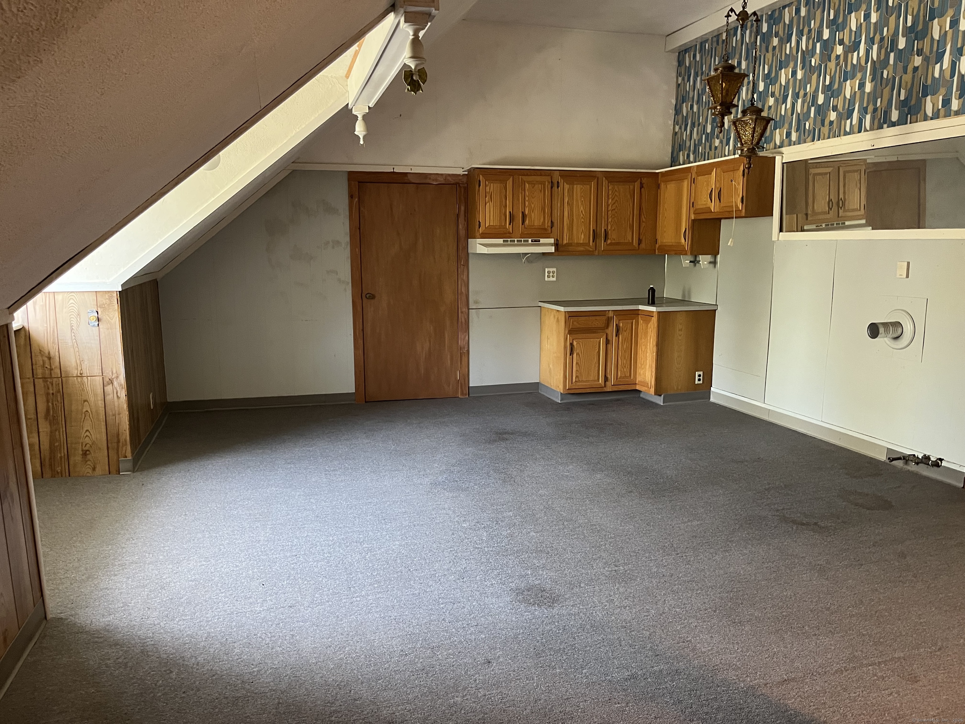 225 Vine Street, New Britain, Connecticut image 12