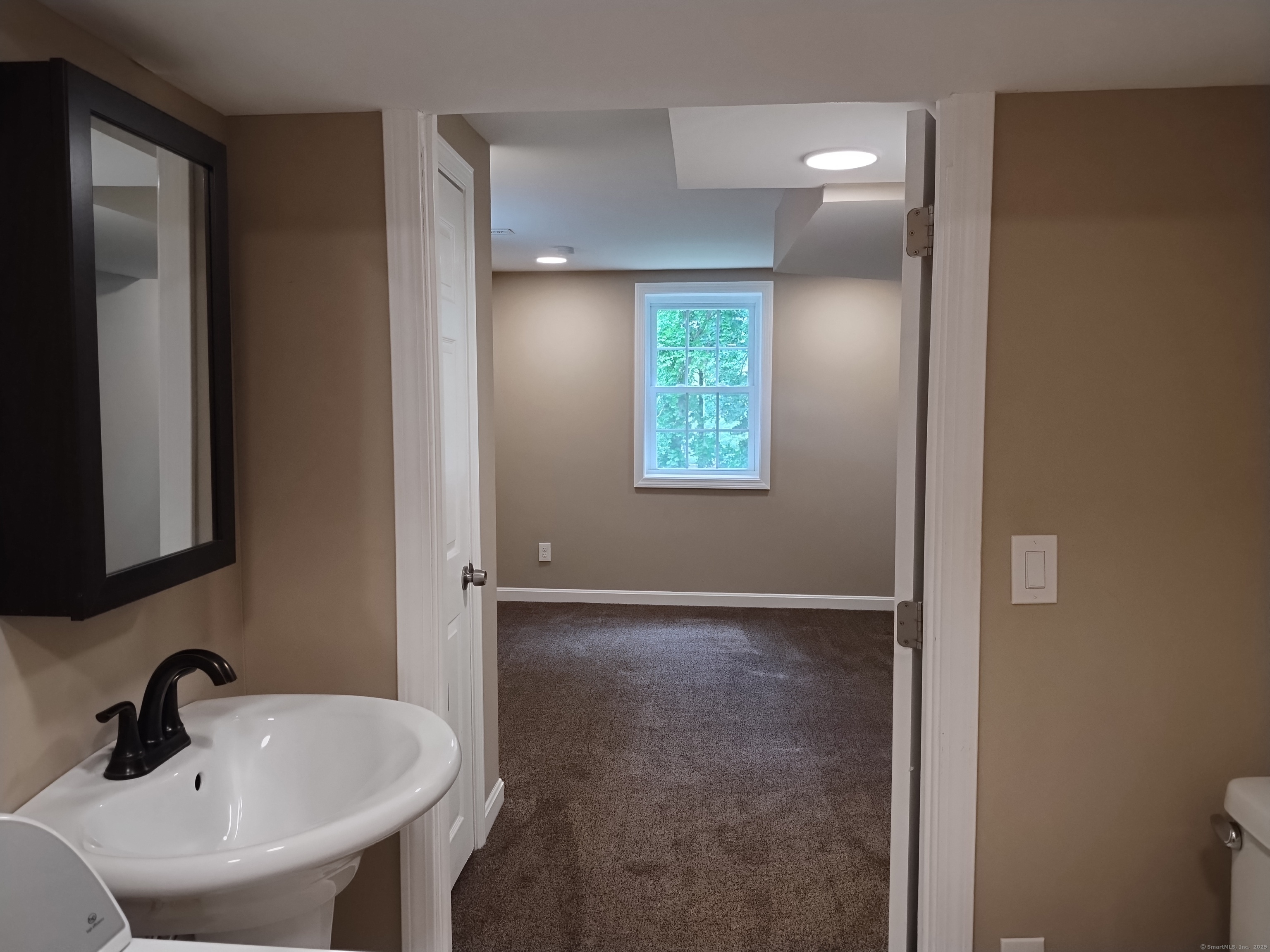 9 Washington Avenue, Meriden, Connecticut image 16