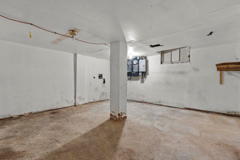 Tiny photo for 32 Lamberton Street, New Haven, CT 06519 (MLS # 24140844)