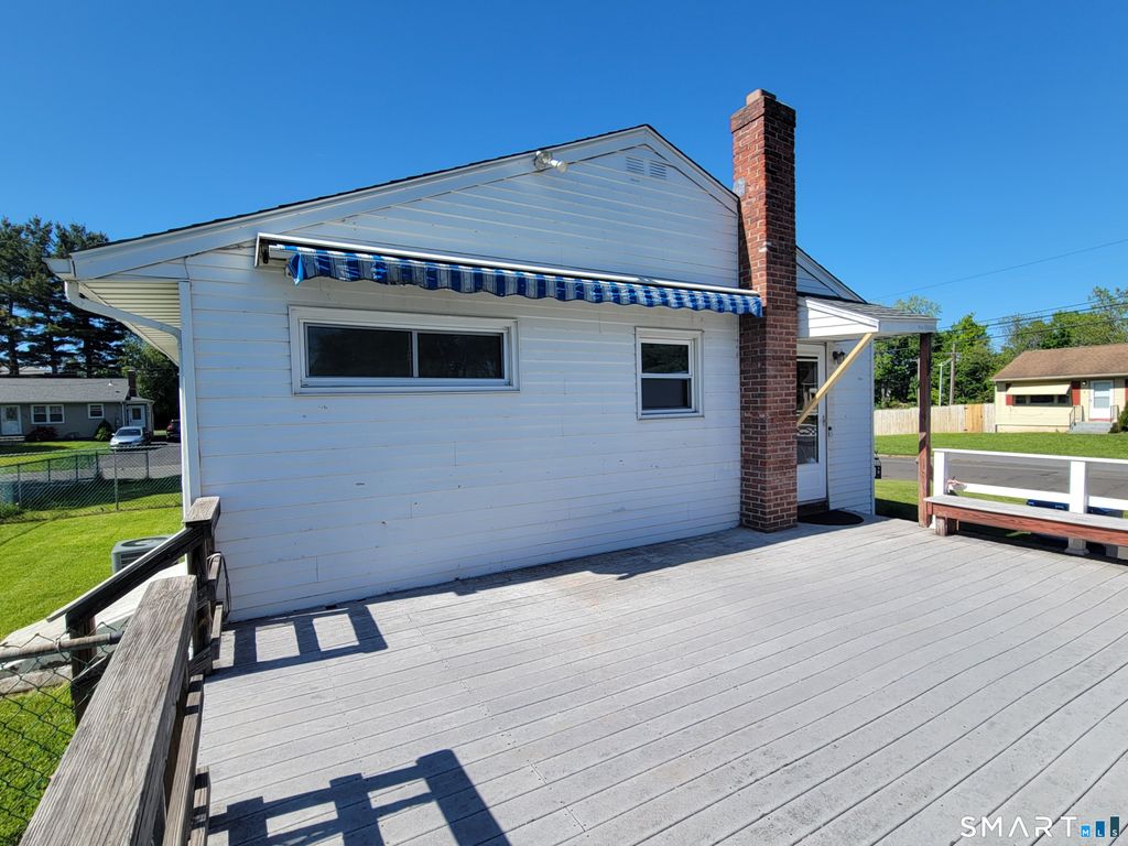 Photo of 7 Devens Street, New Britain, CT 06051 (MLS # 24174197)