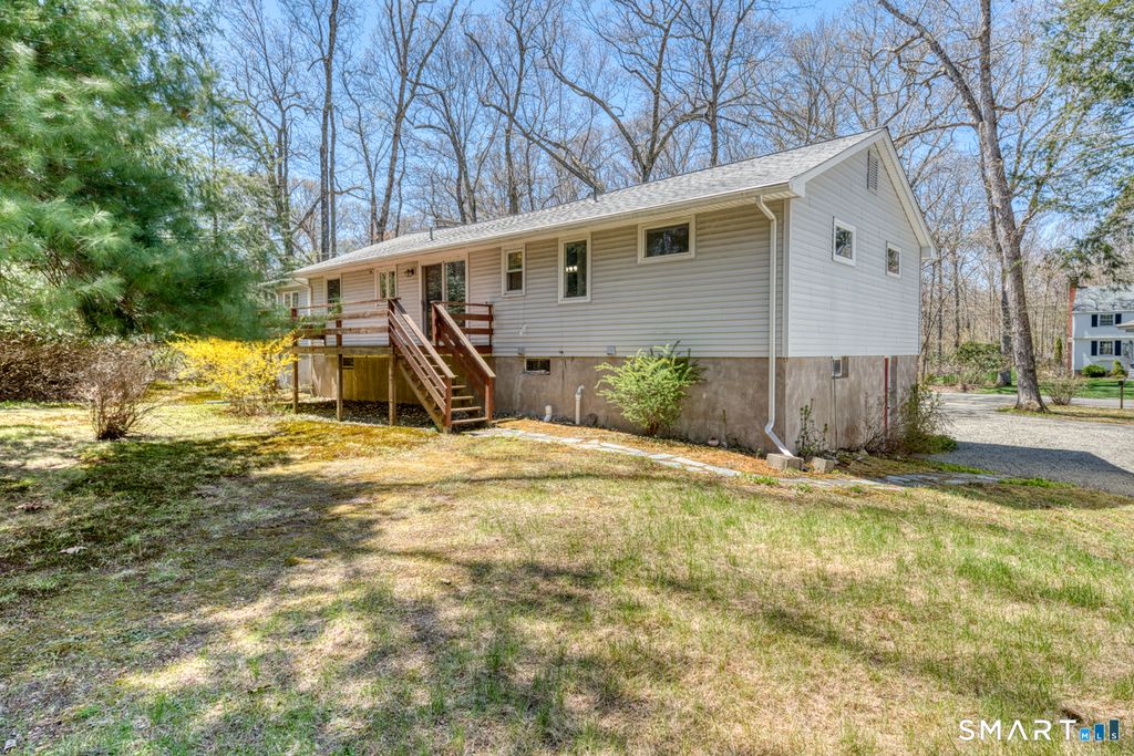 Photo of 6 Costello Circle, Mansfield, CT 06268 (MLS # 24169464)