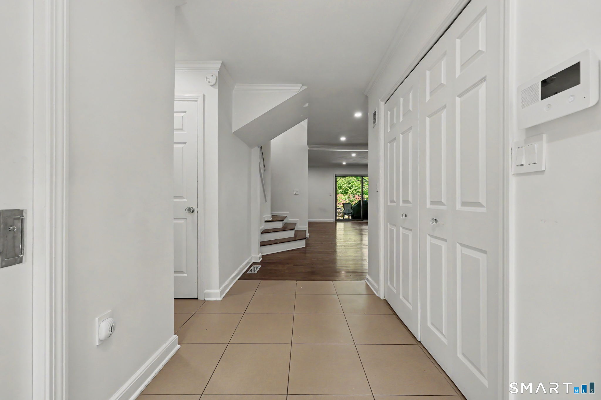 3300 Park Avenue 33