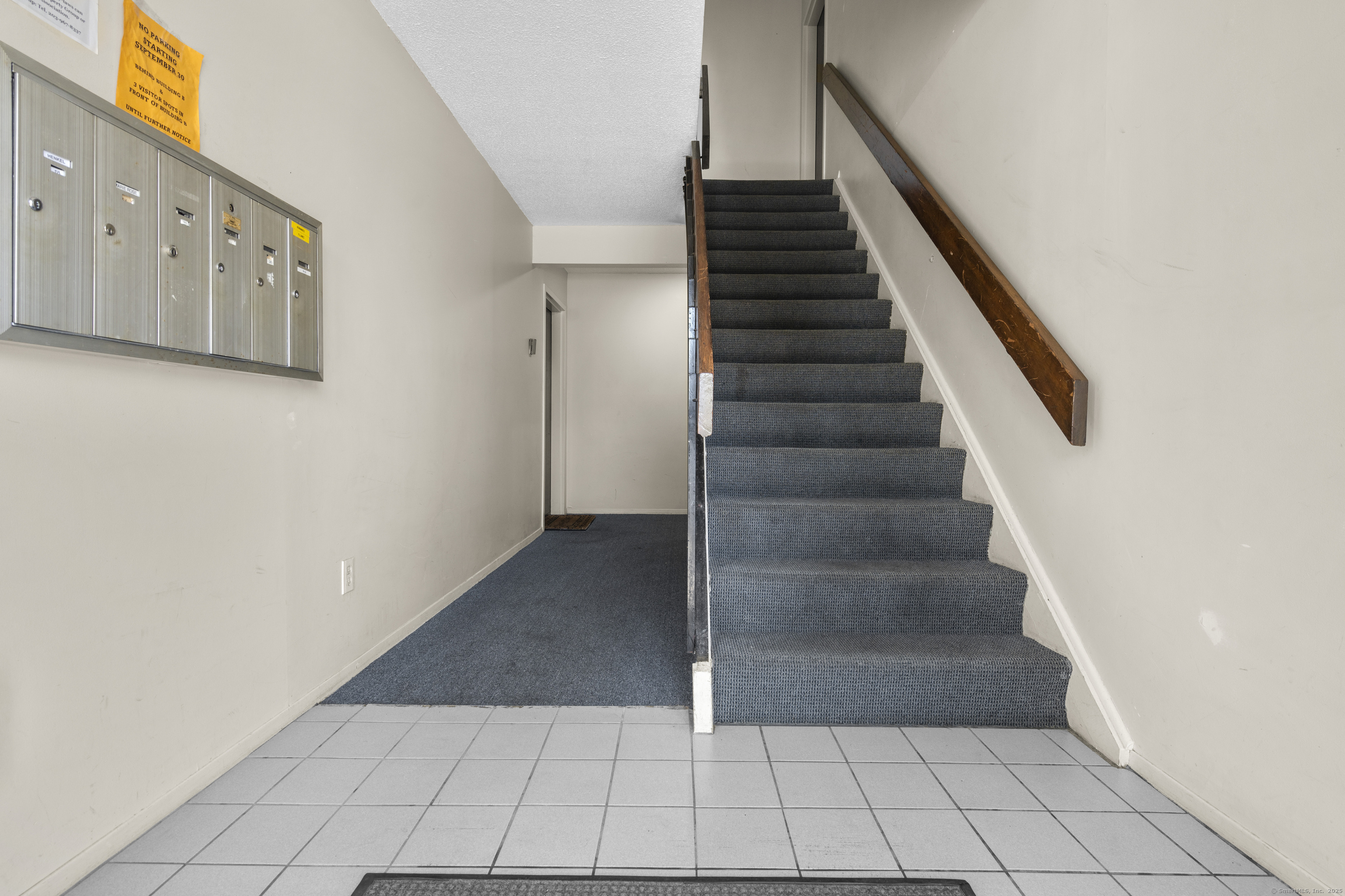 187 Flax Hill Road #APT D1, Norwalk, Connecticut image 28