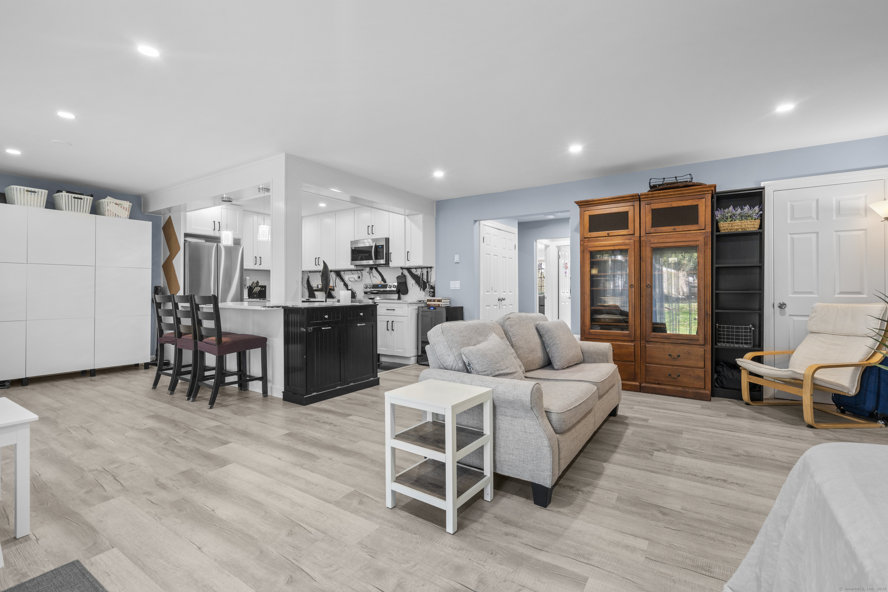 187 Flax Hill Road #APT D1, Norwalk, Connecticut image 13